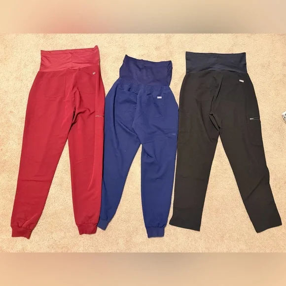 Figs Women's Maternity pants bundle - Picture 2 of 4